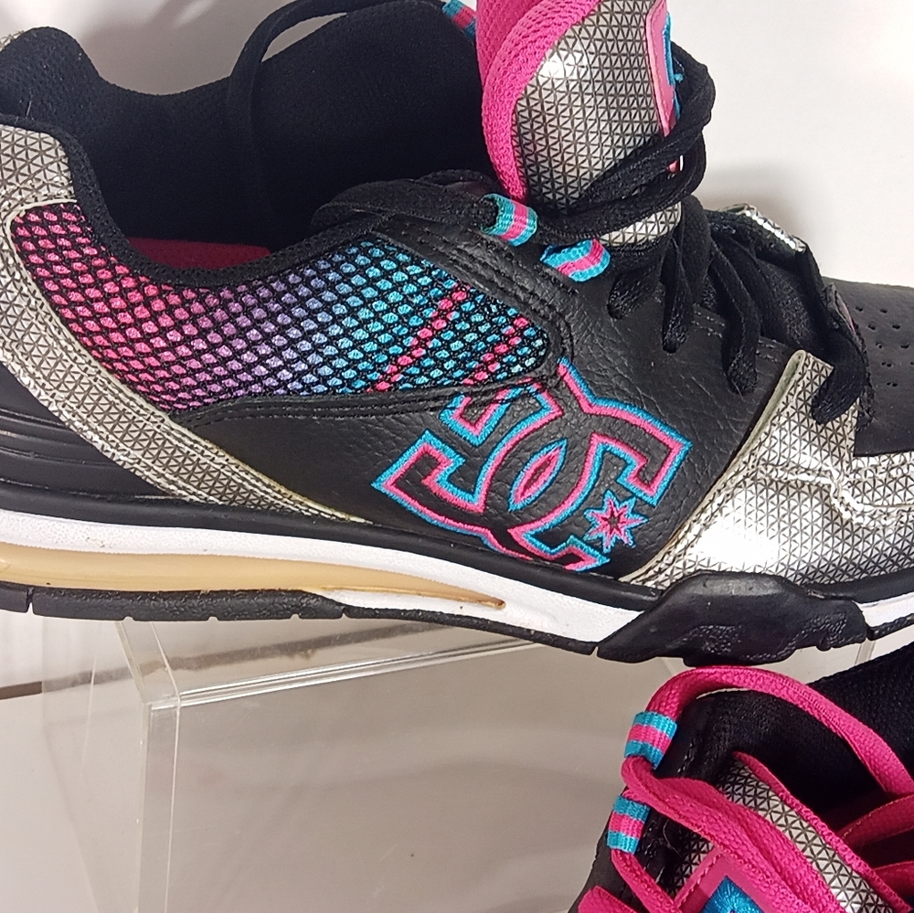 DC Skater Low Cut Shoe Black/Pink/Teal/Metallic